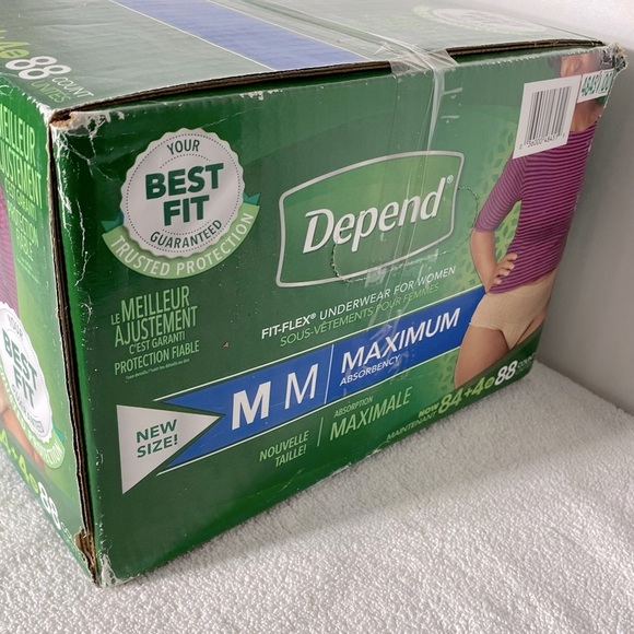 Depend Fit Flex Maximum Absorbency Incontinence Post Partum Underwear Size M - Picture 4 of 11